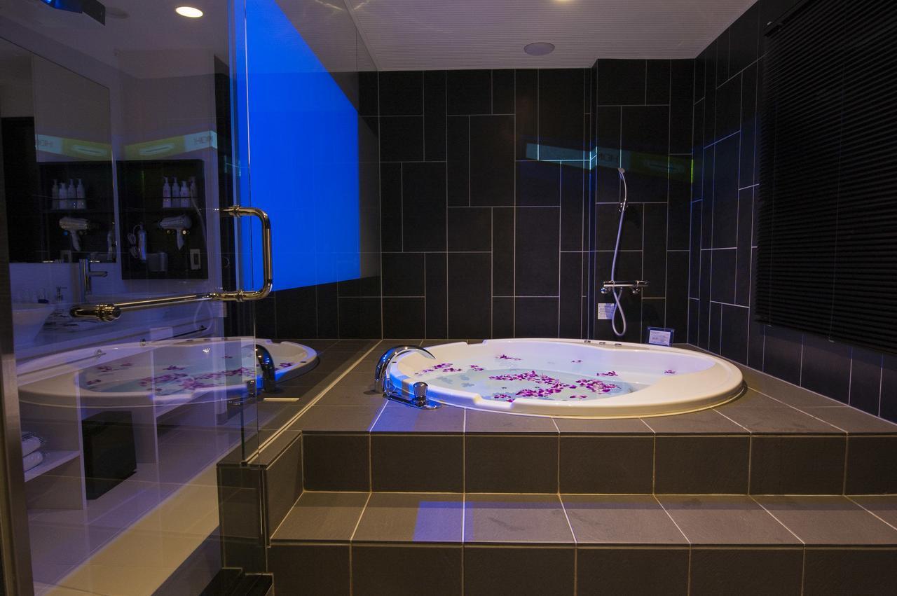 Utility Hotel Cooju 川越町 エクステリア 写真